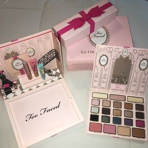 Too Faced Eyeshadow Palette